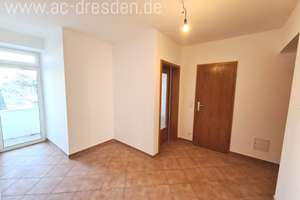 Schöne 2-Raum-Wohnung mit Balkon in saniertem Gründerzeithaus zentrumsnah in Chemnitz – Gießerstraße 53, 9130 Sonnenberg, Chemnitz – Vorschaubild 2