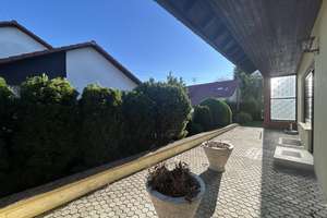 Großzügiges Zweifamilienhaus mit Garten und Doppelgarage in ruhiger Lage – Die vollständige Adresse der Immobilie erhältst du vom Anbieter., 72813 Sankt Johann – Vorschaubild 5