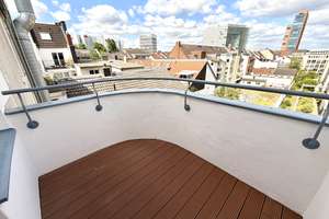 Traum-Penthouse mit 3 Balkonen, EBK und Aufzug direkt auf der Lorettostraße – Lorettostraße 5, 40219 Unterbilk, Düsseldorf – Vorschaubild 8