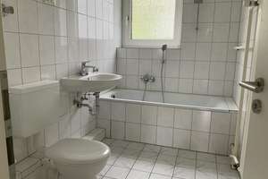 3-Zimmer-Wohnung mit Balkon in ruhiger Lage – ab sofort bezugsfertig – Wiebringhausstraße 16, 45896 Hassel, Gelsenkirchen – Vorschaubild 4
