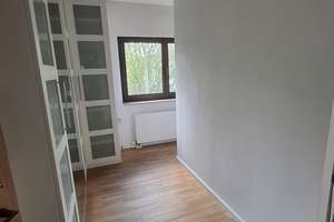 Sonnige EG-Wohnung mit EBK, Wannenbad, Kamin & Garten - von privat an privat – Temmeweg -, 14089 Kladow, Berlin – Vorschaubild 9