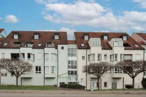 Attraktive Maisonette-Wohnung mit Aufzug und zwei Dachterrassen in Obertürkheim
