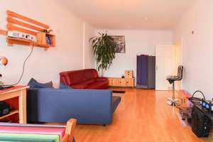 Vermietet: 2-Zimmer-Altbauwohnung im 4. OG (ohne Aufzug) mit Keller nahe Rosenthaler Platz – Die vollständige Adresse der Immobilie erhältst du vom Anbieter., 10115 Mitte (Ortsteil), Berlin – Vorschaubild 4