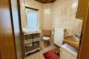 Modernisiertes Zweifamilienhaus mit zahlreichen Möglichkeiten! – Die vollständige Adresse der Immobilie erhältst du vom Anbieter., 56070 Neuendorf, Koblenz – Vorschaubild 14