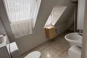 Ansprechende 3-Zimmer-Dachgeschosswohnung mit EBK in Pforzheim – Sponheimstr. 8, 75175 Nordstadt, Pforzheim – Vorschaubild 7