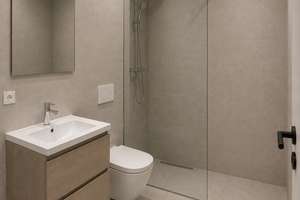 Helle, vollständig renovierte 2-Zimmer-Wohnung mit Südbalkon & tollem Blick – Erstbezug n. Sanierung – 63065 Mathildenschule, Offenbach am Main – Vorschaubild 4