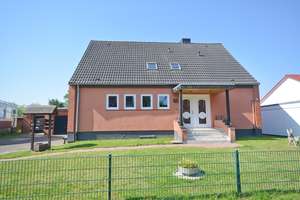 EFH / ZFH mit großem Garten und zwei Garagen in Wiesenrandlage – Die vollständige Adresse der Immobilie erhältst du vom Anbieter., 23560 Moisling, Lübeck – Vorschaubild 3