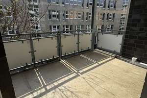 Bezugsfrei | 4-Zimmer-Wohnung im modernem Gebäude der 2000er Jahre mit Balkon & TG in Oberbilk! – Erik-Nölting-Straße 12, 40227 Oberbilk, Düsseldorf – Vorschaubild 13
