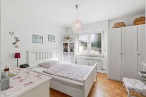 Einziehen & Wohlfühlen: Helle 3-Zimmer-Erdgeschosswohnung mit Garten und PKW-Garage in Köln-Holweide – Die vollständige Adresse der Immobilie erhältst du vom Anbieter., 51067 Holweide, Köln – Vorschaubild 3