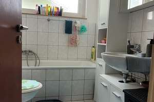 gemütliche 3-Raum Wohnung mit Balkon ins Grüne – Dieckerstraße 169, 46047 Schlad, Oberhausen – Vorschaubild 8