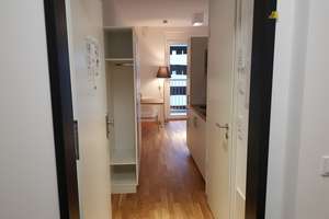 1 Zimmer Apartment mit Balkon in München/Riem möbliert ab 01.07.26 (fix) für mindestens 6 Monate – Willy-Brandt-Allee 14, 81829 Messestadt Riem, München – Vorschaubild 2