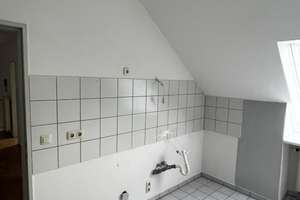 Neu renovierte 2,5 Raum-Dachgeschoss-Wohnung mit SW-Loggia – Heideweg  28, 44267 Holzen, Dortmund – Vorschaubild 10