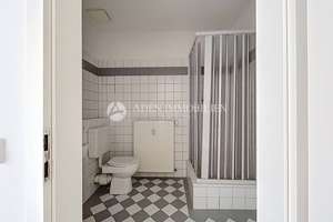 Im Samariterviertel! 1-Zi. Altbauwohnung, Balkon + EBK! – Pettenkoferstr. 32, 10247 Friedrichshain, Berlin – Vorschaubild 18