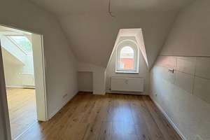 Renovierte 3,5 Zimmer Dachgeschoss Wohnung – Wilhelm-Tell-Straße 1, 46047 Borbeck, Oberhausen – Vorschaubild 3