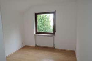 4-Zimmer-Galeriewohnung in Würzburg mit Dachloggia, toller Aussicht auf die Festung und Garage! – Die vollständige Adresse der Immobilie erhältst du vom Anbieter., 97082 Steinbachtal, Würzburg – Vorschaubild 9