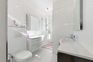 Property thumbnail 7