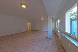 Großzügige 3,5-Zimmer Wohnung mit Balkon in der lebendigen Oberhausener Altstadt-Süd – Die vollständige Adresse der Immobilie erhältst du vom Anbieter., 46045 Altstadt-Süd, Oberhausen – Vorschaubild 3