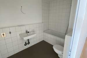 4 Zimmerwohnung oberste Etage ab sofort! – Dolgenseestr. 9b, 10319 Berlin – Vorschaubild 10
