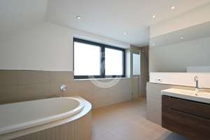 Property thumbnail 36