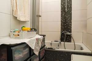 Sanierte 4 Zimmer Eigentumswohnung mit großzügigem Wohngefühl in Salzgitter Lebenstedt – Die vollständige Adresse der Immobilie erhältst du vom Anbieter., 38226 Lebenstedt, Salzgitter – Vorschaubild 8