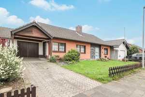 Für Immobilienfüchse! Einfamilienhaus viel Potenzial, 2 Garagen und vermietetem Anbau in Buschhoven – Rhein-Sieg-Kreis – Vorschaubild 8