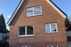 Erstbezug nach Sanierung - Einfamilienhaus mit Garage