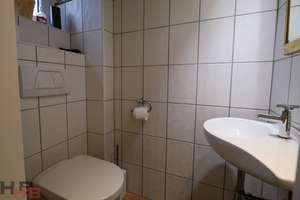 Exklusiv saniertes RMH mit knapp 190 m² Gesamtfläche in Sackgassenlage – Die vollständige Adresse der Immobilie erhältst du vom Anbieter., 28307 Mahndorf, Bremen – Vorschaubild 11