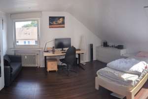 Charmante Dachgeschosswohnung (Eigentumswohnung) in Bottrop-Batenbrock – Die vollständige Adresse der Immobilie erhältst du vom Anbieter., 46236 Batenbrock, Bottrop – Vorschaubild 2
