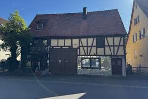 Platz ohne Ende: Haus mit großer Scheune und Ausbaureserve