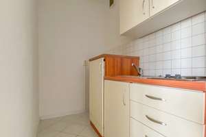 Single-Bude mit Single-Küche – Wilhelm-Firl-Straße 28, 9122 Markersdorf, Chemnitz – Vorschaubild 1