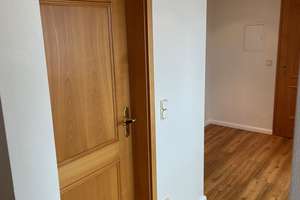 Modernisierte Doppelhaushälfte mit vier Zimmern und Einbauküche in Altdorf, Altdorf – Holzgerlingerstrasse 68, 71155 Altdorf – Vorschaubild 12