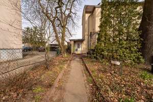 Platz für Ideen: Vielseitig nutzbares Grundstück mit Einfamilienhaus / Mehrgenerationenhaus – Die vollständige Adresse der Immobilie erhältst du vom Anbieter., 12623 Mahlsdorf, Berlin – Vorschaubild 4