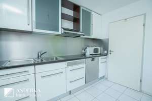 Großzügige 3-Zimmer-Hochparterre Wohnung mit Einbauküche zum fairen Preis! – Die vollständige Adresse der Immobilie erhältst du vom Anbieter., 89312 Günzburg – Vorschaubild 5