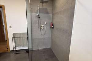 Exklusiv modernisierte Doppelhaushälfte in Bestlage Nürnberg-Fischbach – Die vollständige Adresse der Immobilie erhältst du vom Anbieter., 90475 Fischbach, Nürnberg – Vorschaubild 17