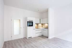 *SCHICKES Apartment, ZENTRALE Lage, STILvolle EBK, Balkon, Hbf & City 7 Min, FH 10 Min* – Ruhrstraße 4, 99085 Krämpfervorstadt, Erfurt – Vorschaubild 13