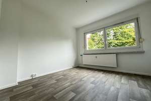 Bequem wohnen im Erdgeschoss: 3-Zimmer-Wohnung mit Dusche – Dr.-Salvador-Allende-Straße 256, 9119 Kappel, Chemnitz – Vorschaubild 4