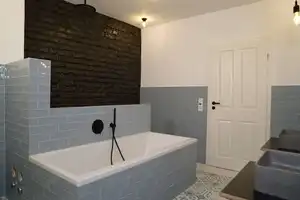 Zentral, stilvoll, hochwertig – 3-Zimmer-Wohnung mit Regendusche, Balkon & neuer Einbauküche – Karlstraße 94, 40210 Düsseldorf – Vorschaubild 6