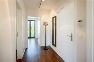 Möbliert: 2‑Zimmer Dachterrassenwohnung nahe Englischem Garten – Die vollständige Adresse der Immobilie erhältst du vom Anbieter., 81925 Oberföhring, München – Vorschaubild 9