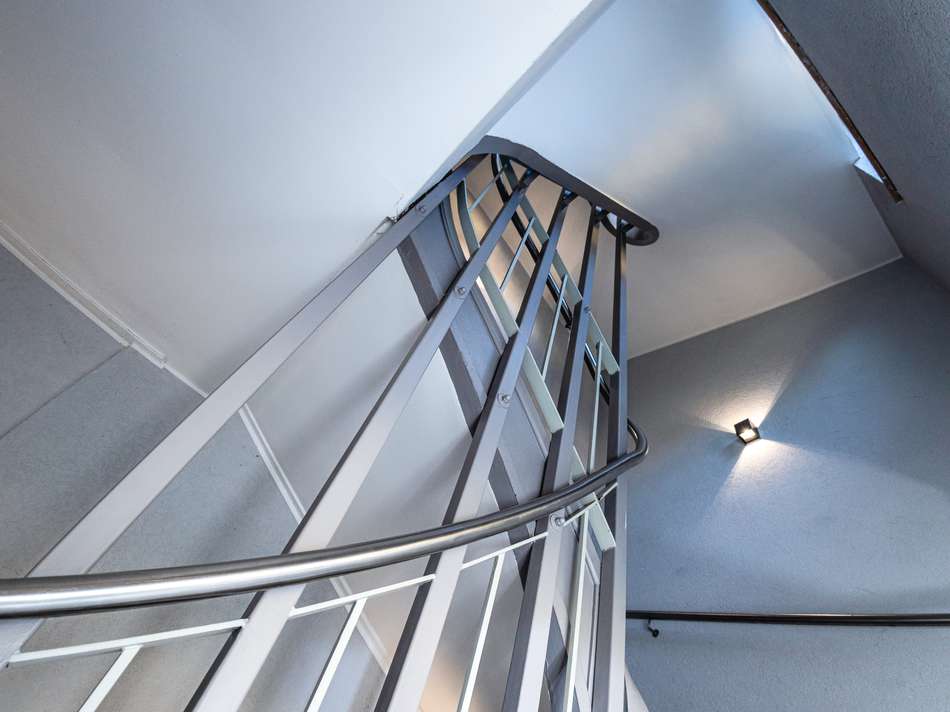 1_EG_Treppenhaus Bild 2___277A