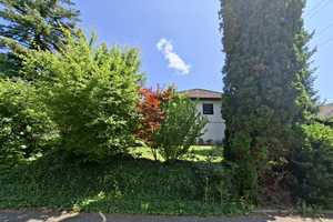 Ein Zuhause mit Charme und Potenzial. Großzügiges Einfamilienhaus mit Einliegerwhg.  u. Garten – Im Altweg 21, 79541 Lörrach (Kreis) – Vorschaubild 1