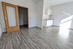 Charmante 1-Raum-Wohnung im 2. Obergeschoss – Altbauflair zum kleinen Preis – Fichtestr. 24, 9126 Gablenz, Chemnitz – Vorschaubild 5