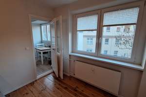 Sanierte 3,5-Raum-DG-Wohnung mit Balkon und Einbauküche in Berlin-Steglitz – Borstellstraße 64, 12167 Steglitz, Berlin – Vorschaubild 6