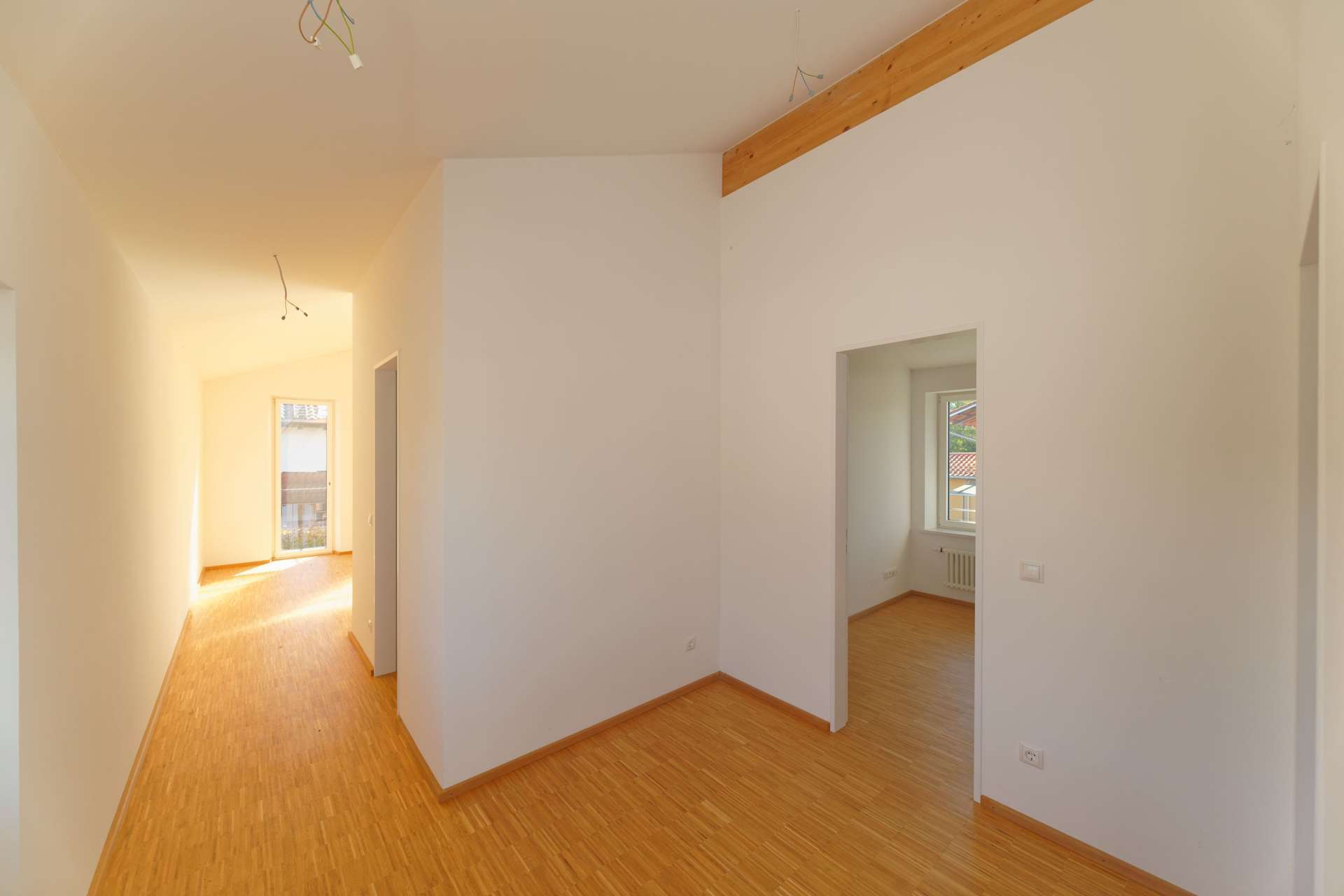 Immobilie in Vogtareuth - Neubau mit großem Nebengebäude (zum Wohnen oder Vermieten) - nahe München - Bild 12