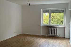 Kernsanierte 3-Zimmer-Wohnung mit Balkon und Einbauküche – 81241 Pasing, München – Vorschaubild 4