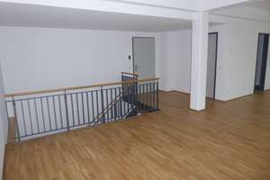 54 m² großes Wohnzimmer!!! - Exklusive 4-Raum-Maisonette mit vielen Extras – Ulmenstr. 3b, 9112 Kaßberg, Chemnitz – Vorschaubild 40