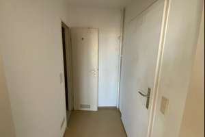Gute Anbindung an den ÖPNV - Ideal für Schüler, Studenten, etc. – Rothenburger Str. 204, 90439 Sündersbühl, Nürnberg – Vorschaubild 5