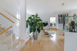 Architektenhaus mit Panoramablick, 1.135qm Grundstück, 2 Doppelgaragen, nur 20 Min. bis Düsseldorf – Die vollständige Adresse der Immobilie erhältst du vom Anbieter., 45478 Speldorf, Mülheim an der Ruhr – Vorschaubild 3