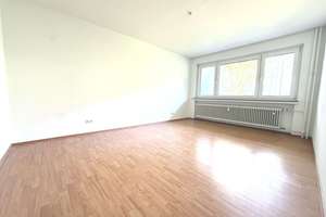 Renovierte, großzügige 3-Zi-Whg. mit EBK & Loggia – Lister Kirchweg 57B, 30163 List, Hannover – Vorschaubild 10