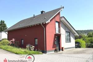 Einfamilienhaus in Perl – Die vollständige Adresse der Immobilie erhältst du vom Anbieter., 66706 Perl – Vorschaubild 1