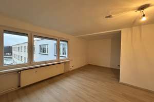 Familien- & Homeoffice-freundlich -Helle 3,5-Zimmer-Wohnung mit Balkon – ideal für Familie oder Home – Holtener Straße 370, 47167 Röttgersbach, Duisburg – Vorschaubild 2